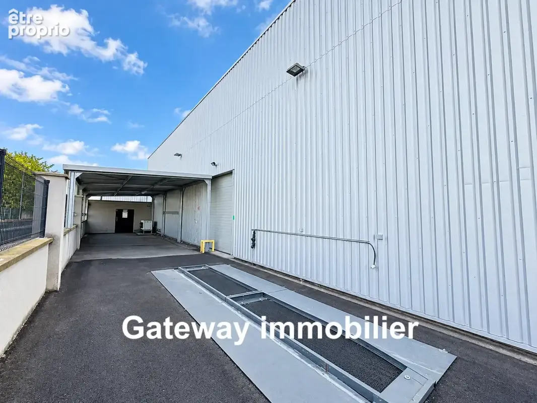 A vendre entrepôt de 950m2 à clermont-ferrand le brezet - photo 5