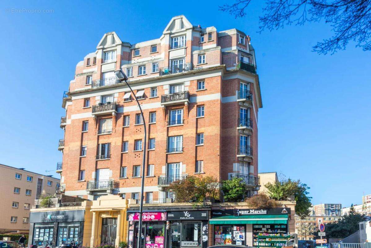 Appartement à COLOMBES