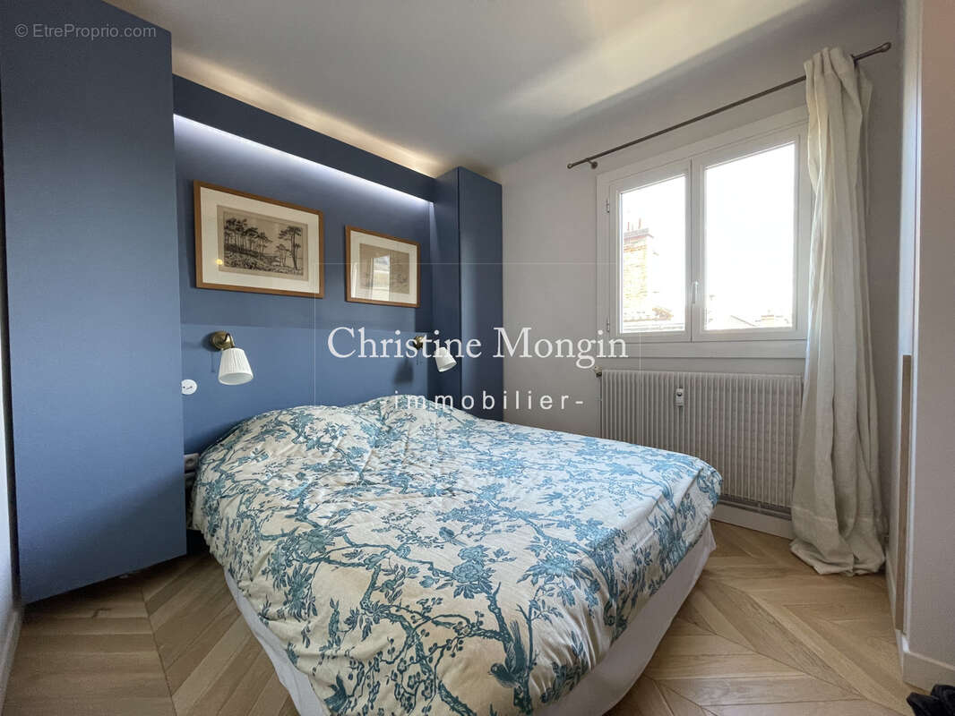 Appartement à NEUILLY-SUR-SEINE
