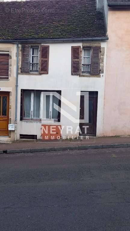 Maison à ARNAY-LE-DUC