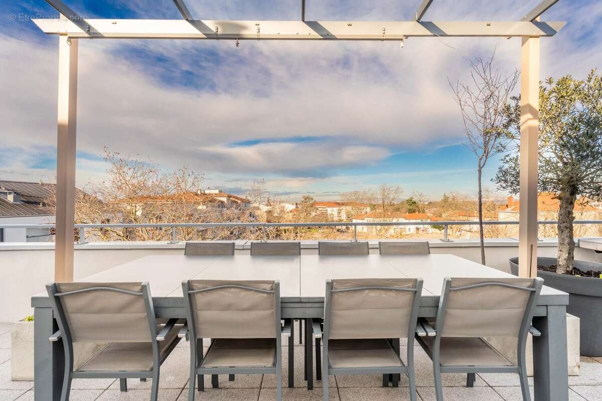 Appartement à CHASSIEU