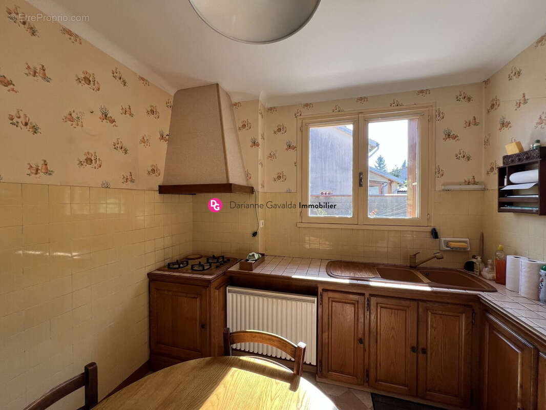 Maison 104 m² à Decazeville  - photo 5