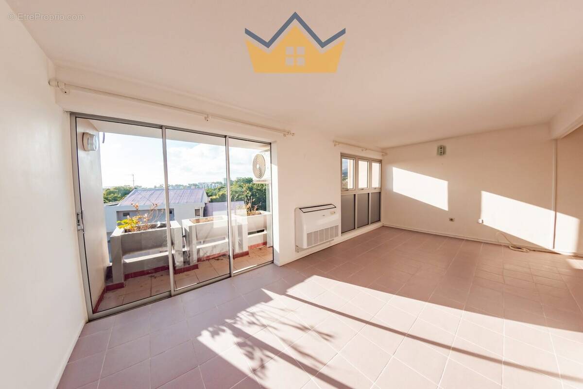 Appartement à FORT-DE-FRANCE