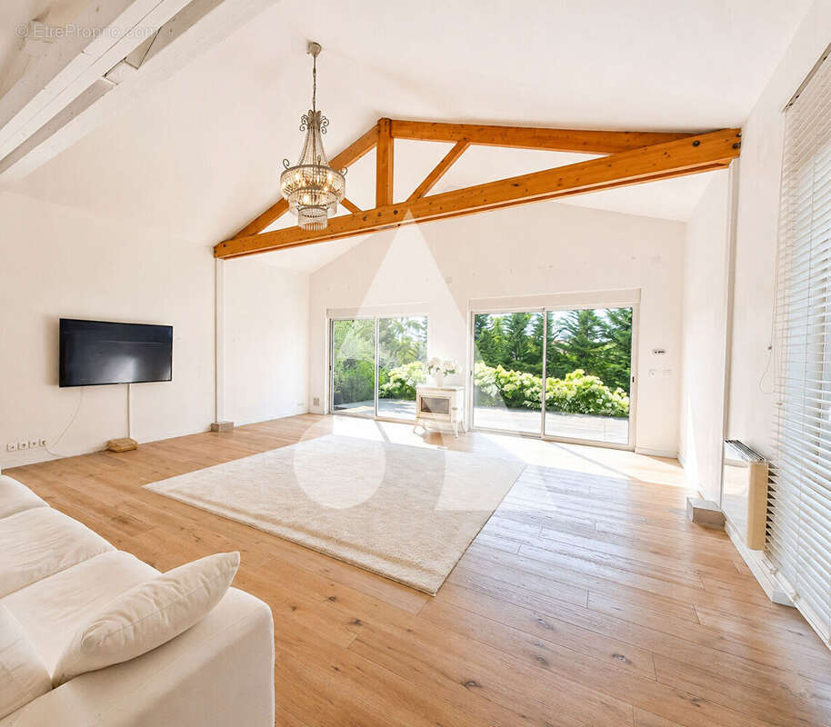 Maison à LA FRETTE-SUR-SEINE