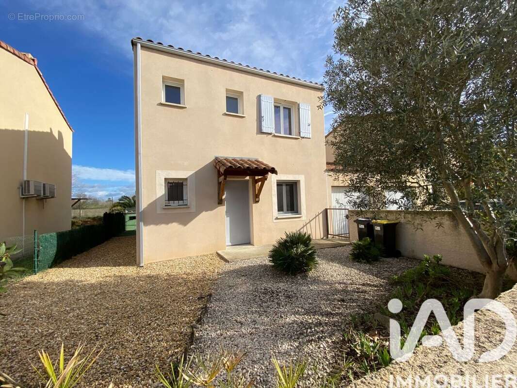 Photo 2 - Maison à RODILHAN