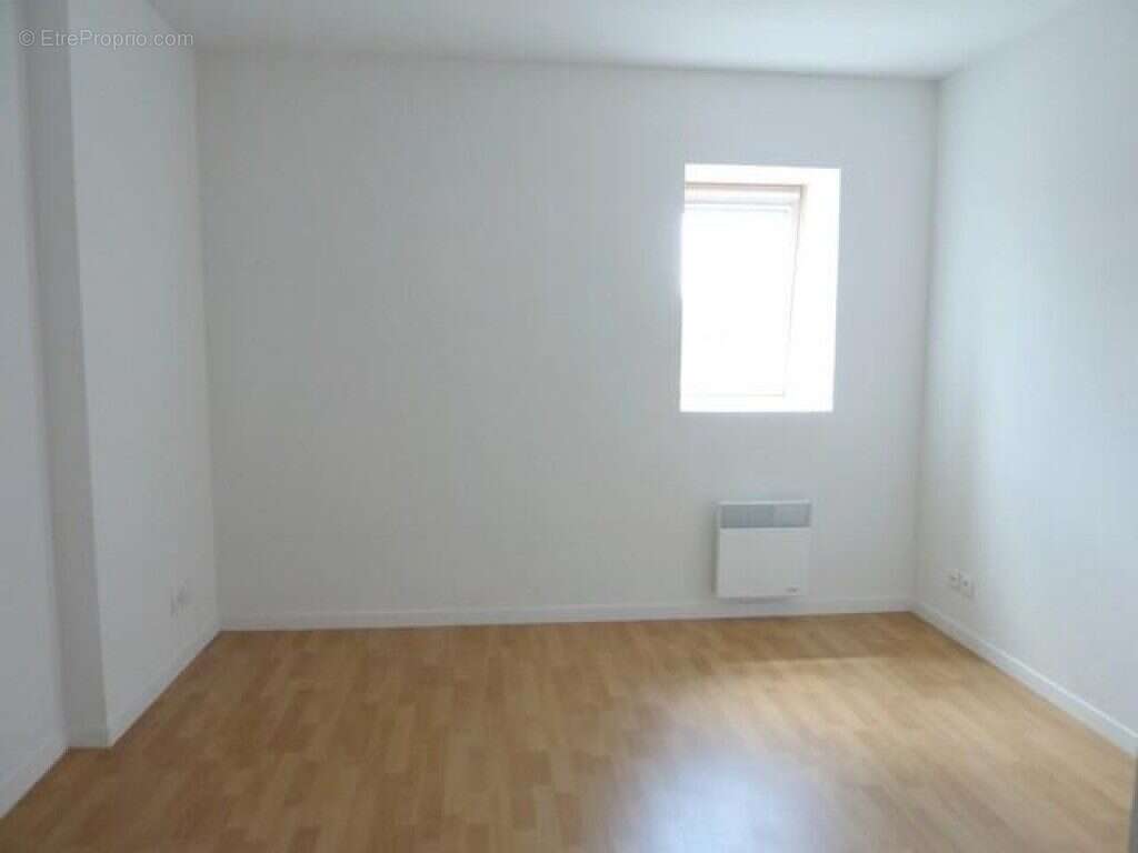 Appartement à LA CHAUSSEE-SAINT-VICTOR
