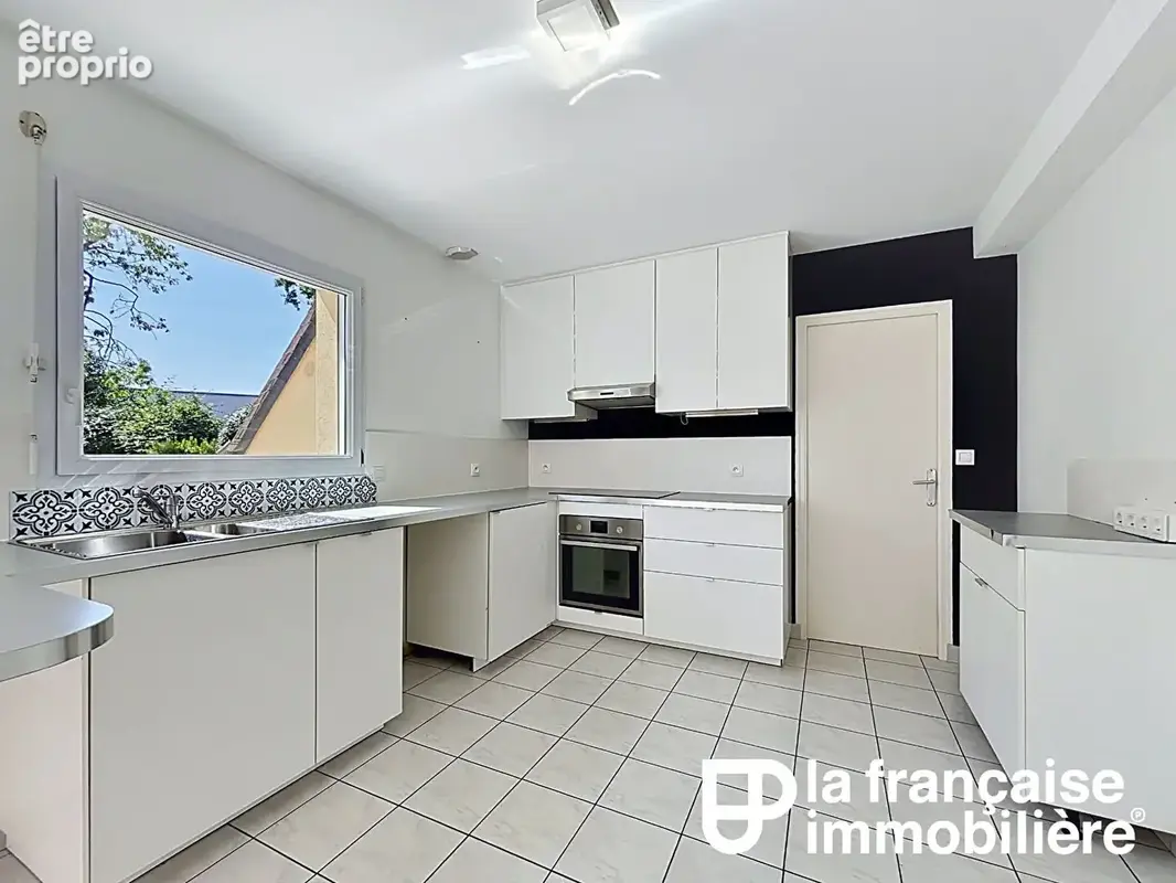 Maison 5 chambres à Pacé  131 m² - photo 5