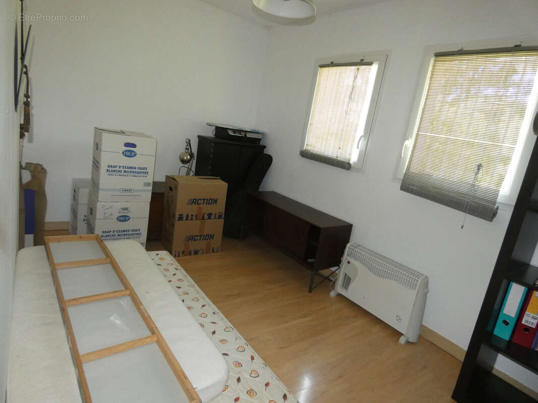 Maison à VILLEMOUSTAUSSOU