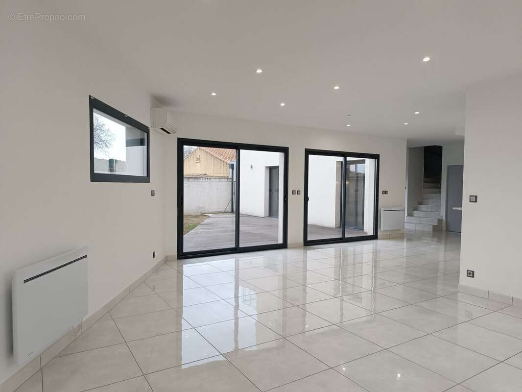 Séjour - Maison à SAINT-MARCEL-SUR-AUDE