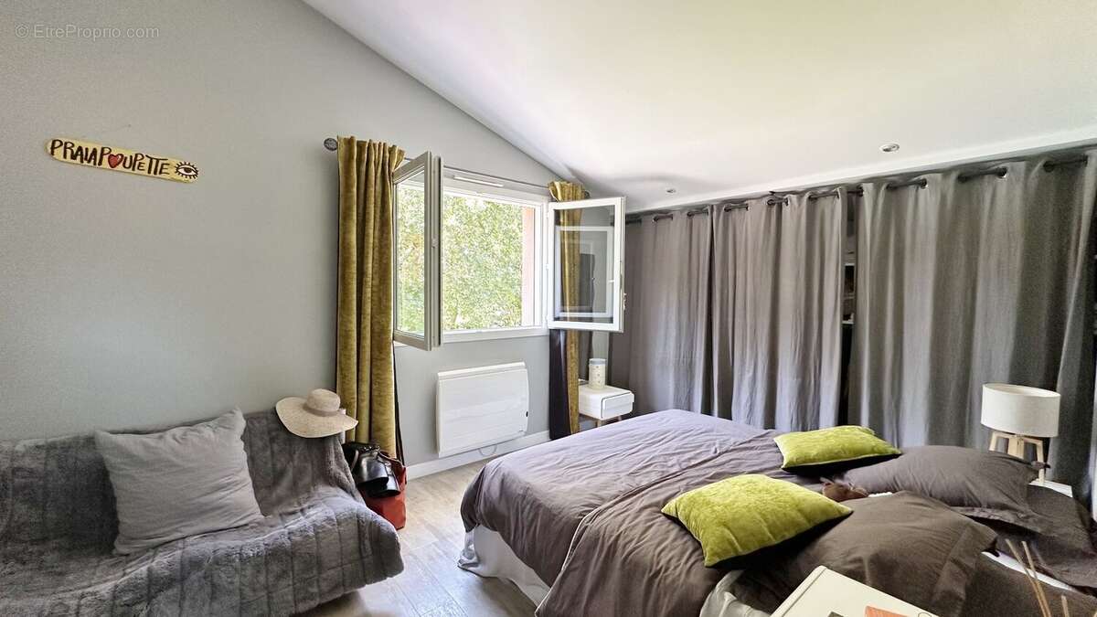 CAPBRETON  Quartier Les Vignes  Villa contemporaine avec piscine, grand jardin et dépendance - photo 14