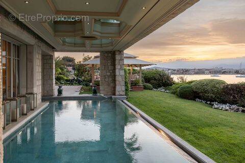 Maison à ANTIBES