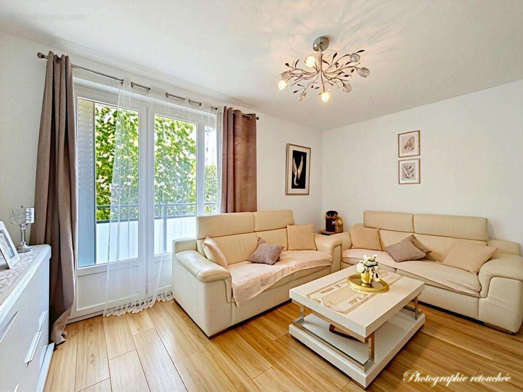 CLERMONT-FERRAND - Appartement T5 de 88 m² avec parking et cave - photo 2