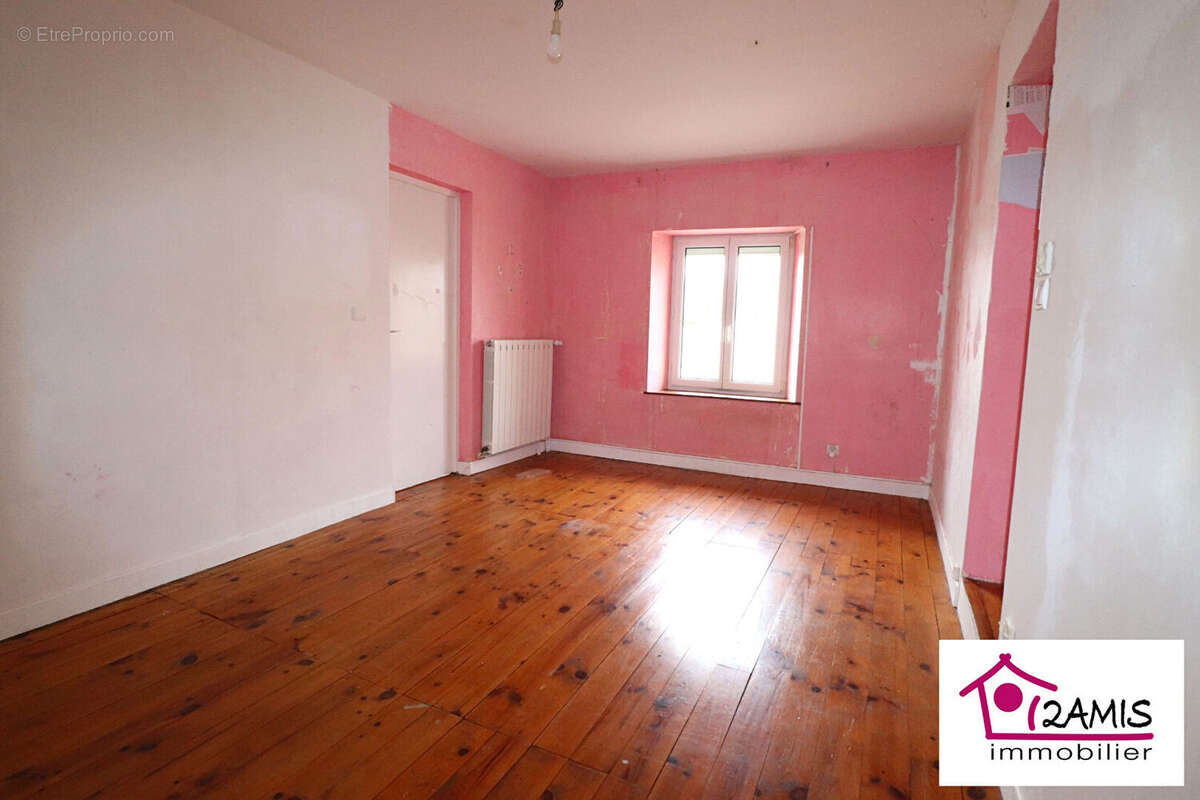 Maison à HOUDREVILLE