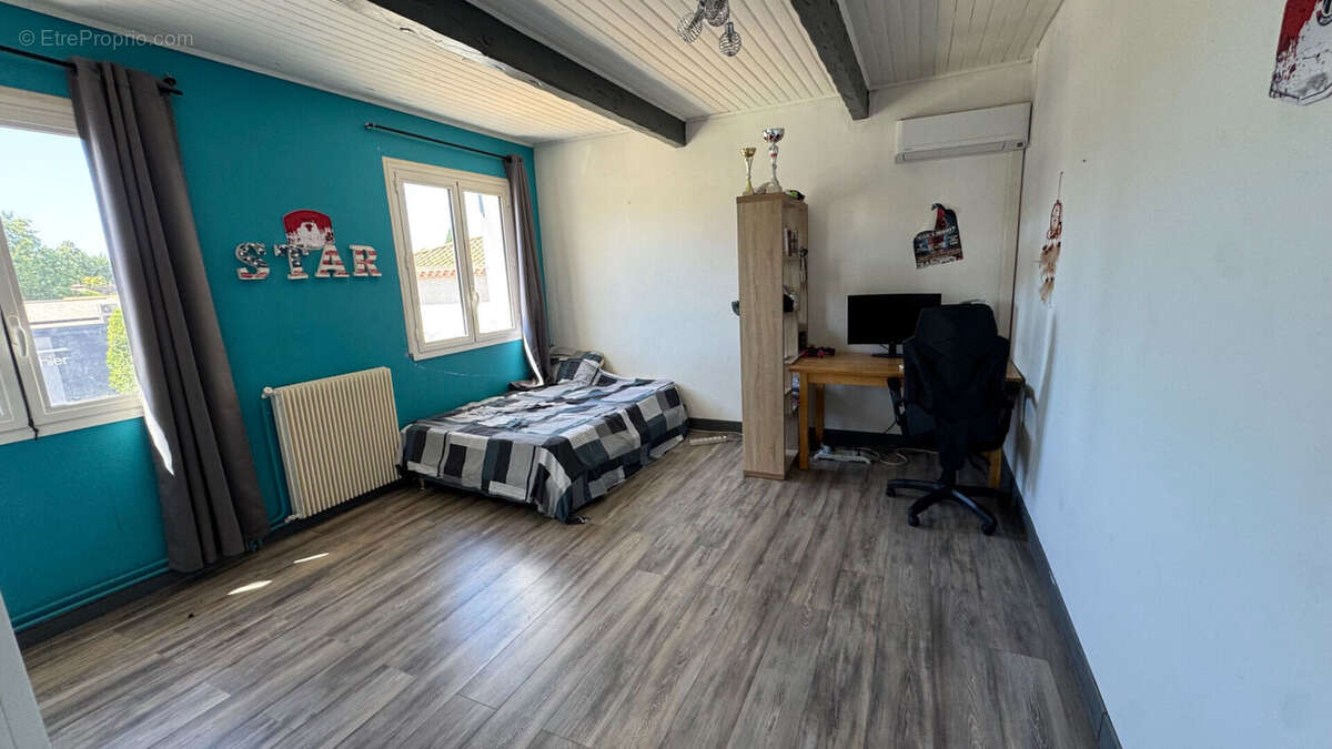 Maison avec piscine -5 pièces - quartier des fleurs - 159 m² - photo 7