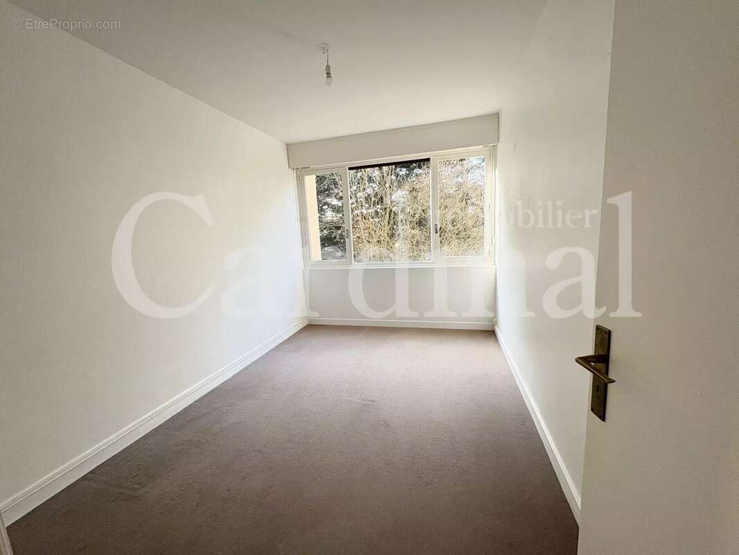 Appartement à NOISY-LE-ROI