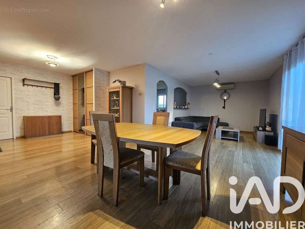 Photo 2 - Maison à CASTELSARRASIN