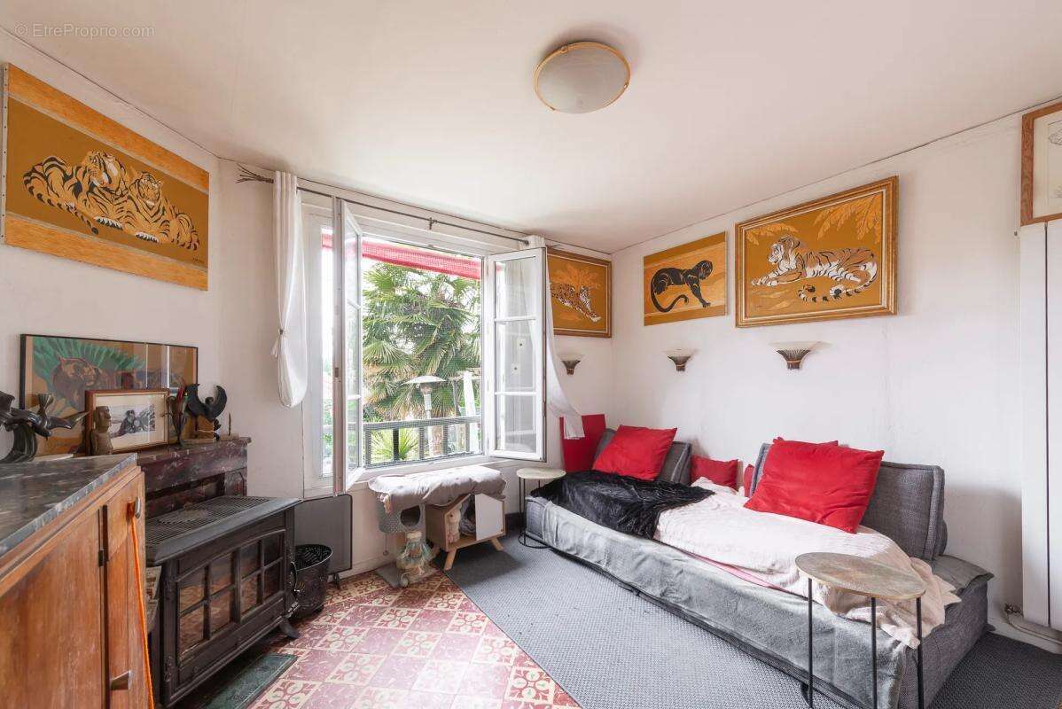 Maison à COUILLY-PONT-AUX-DAMES