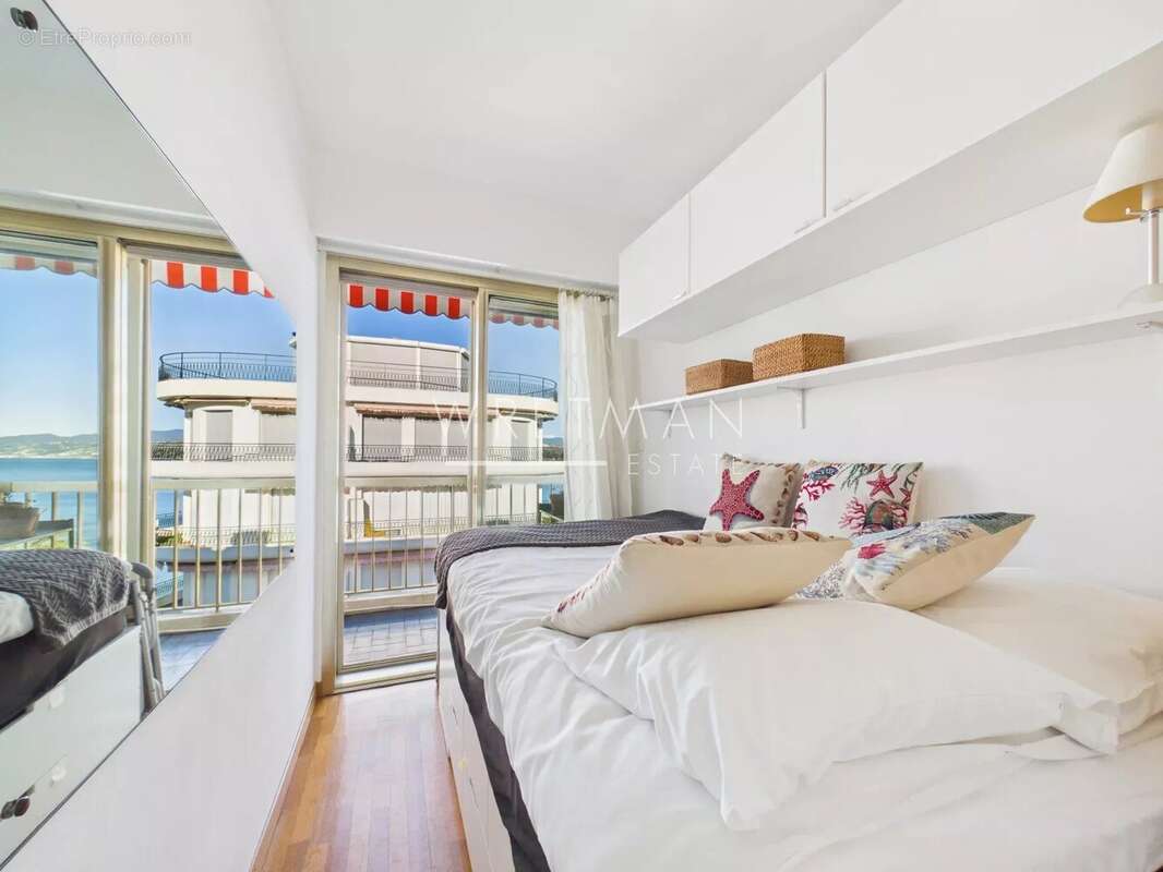 Appartement à ROQUEBRUNE-CAP-MARTIN