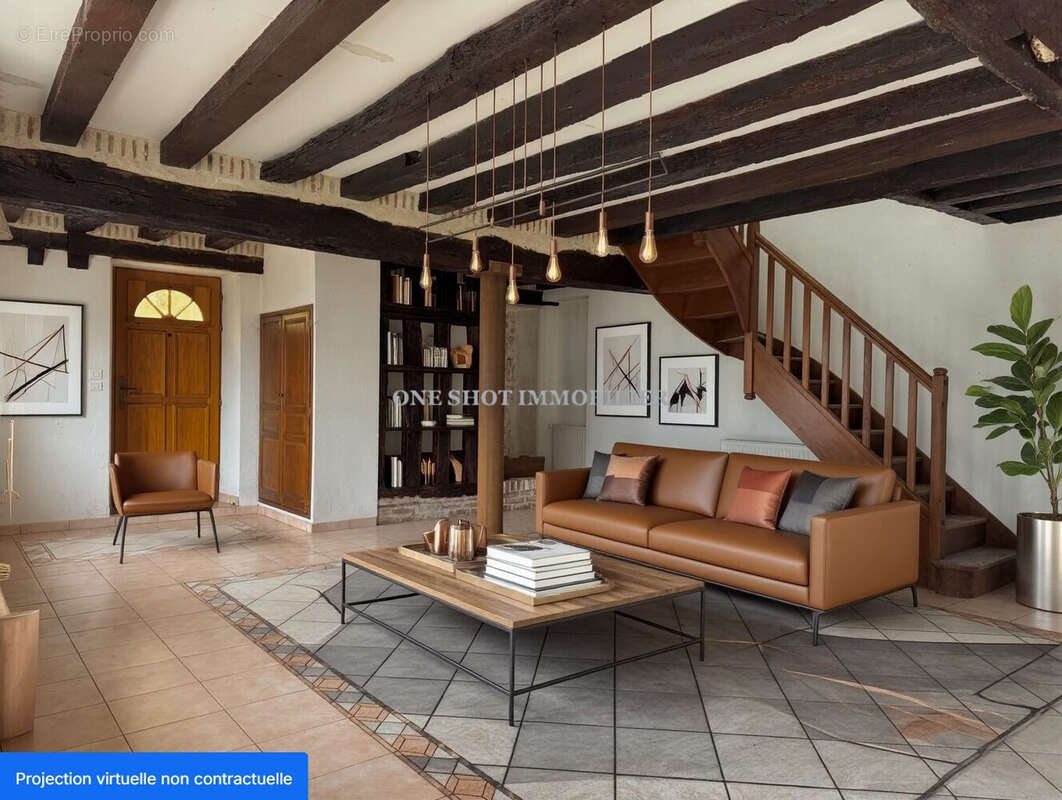 Maison à SAINT-JEAN-DE-LA-RUELLE