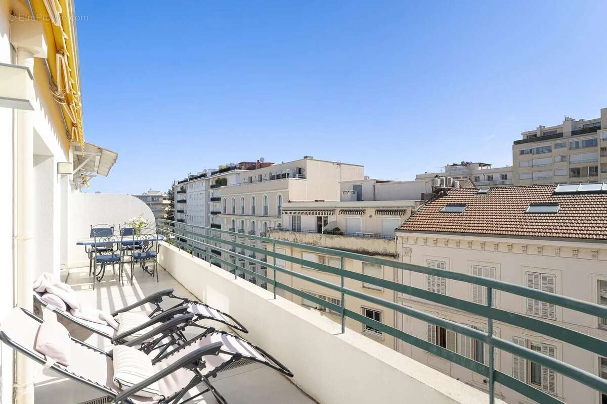 Appartement à CANNES