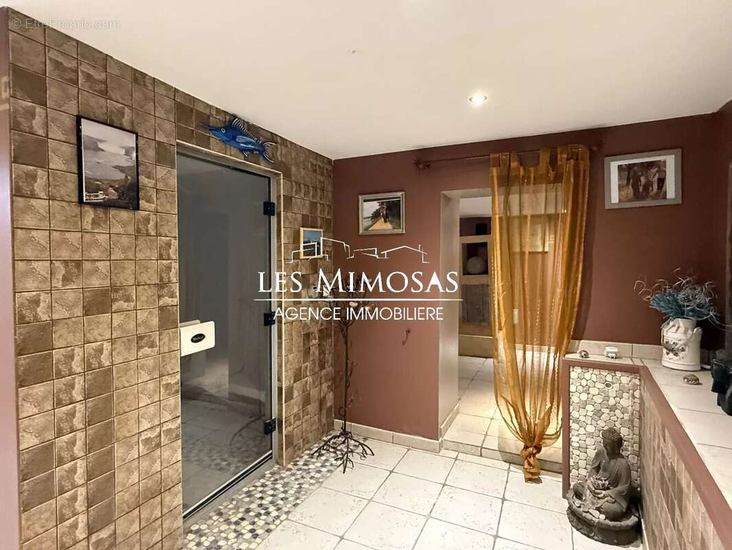 Maison à FREJUS