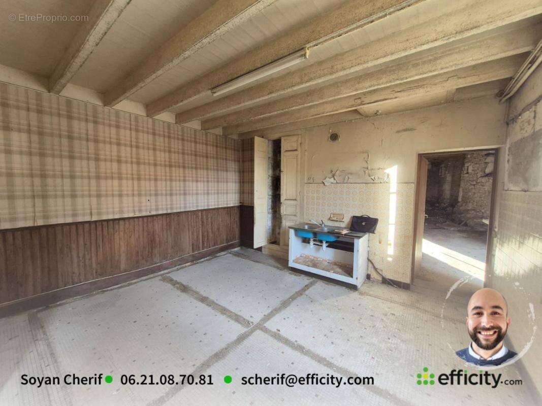 Maison à RUELLE-SUR-TOUVRE