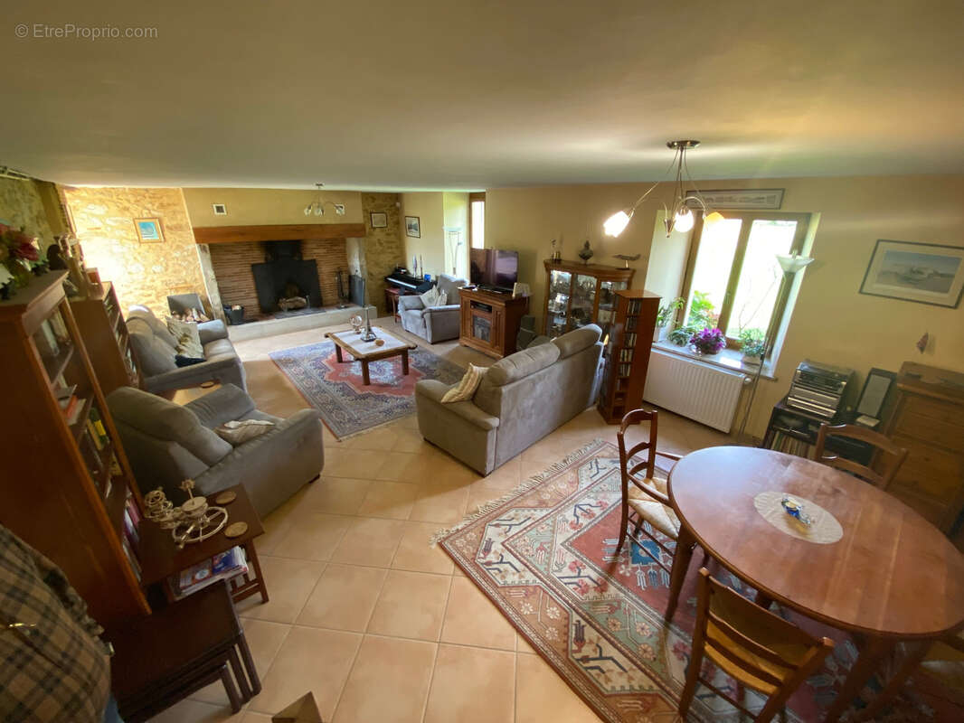 Maison à DURAVEL