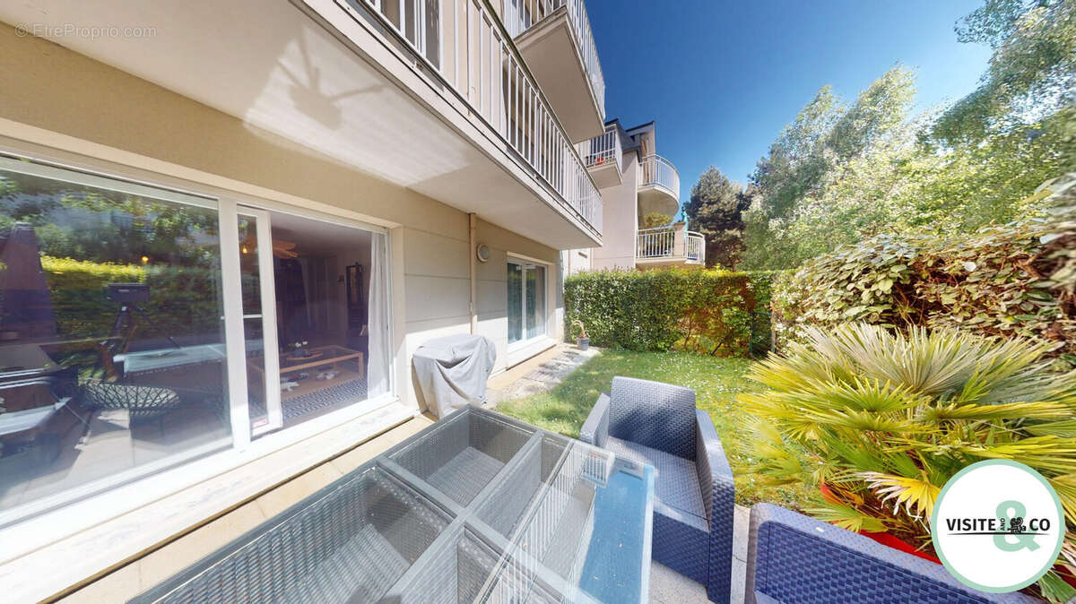 Appartement à HEROUVILLE-SAINT-CLAIR