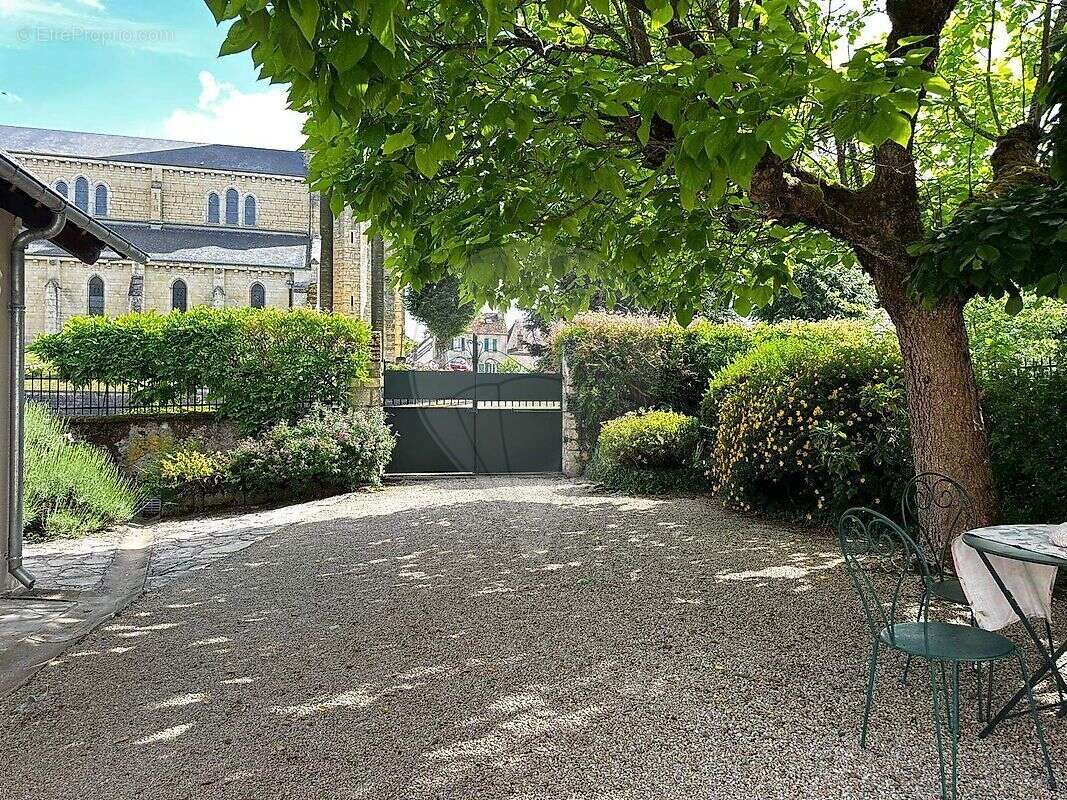 Maison à CHAULGNES