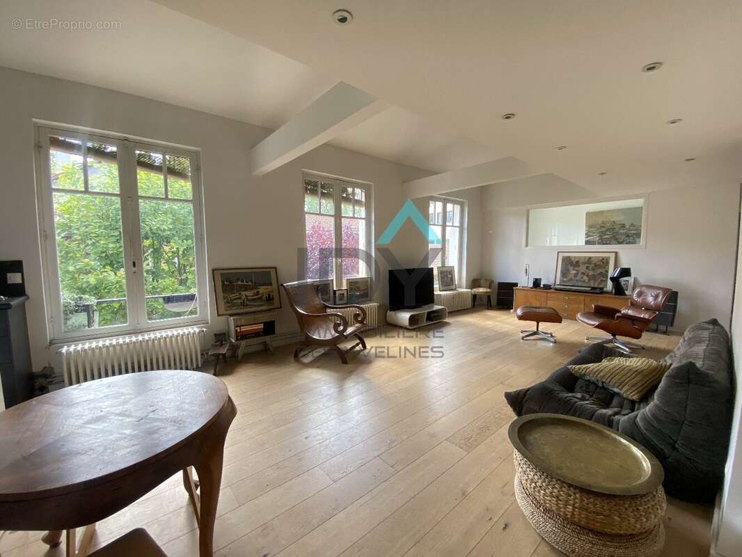 Appartement à LE VESINET