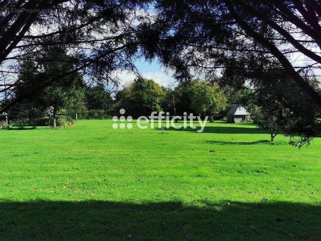 Maison à SAINT-SEVER-CALVADOS