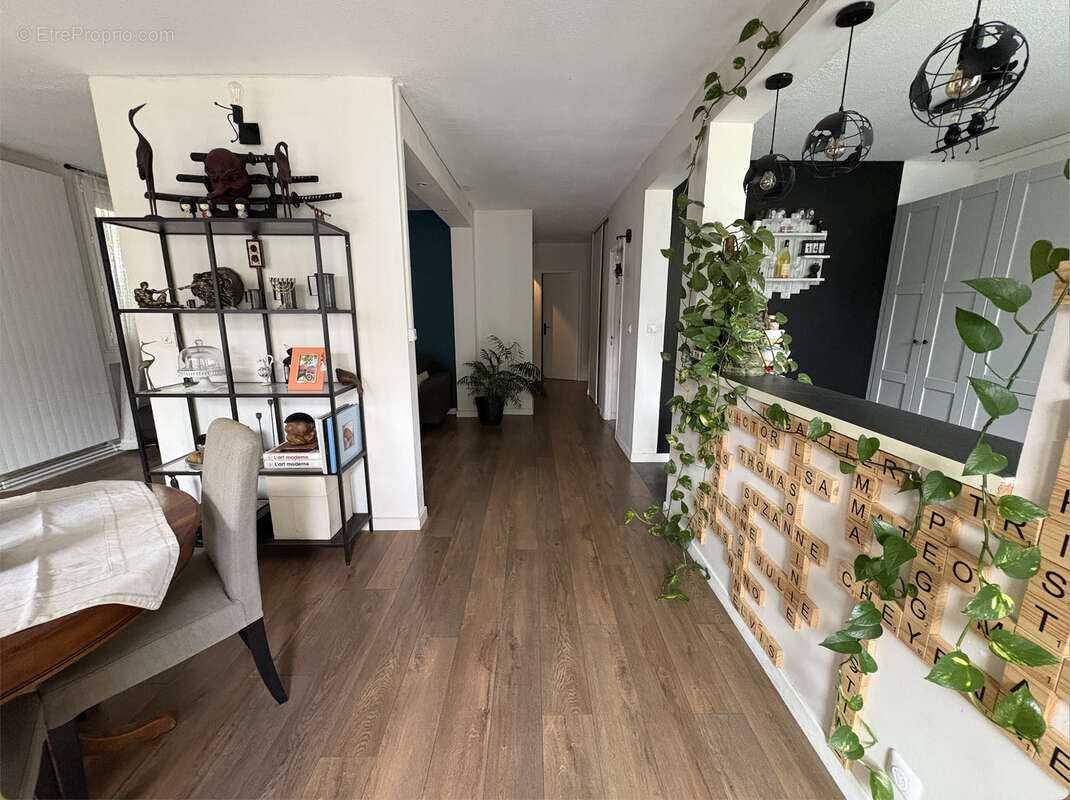 Appartement à MARSEILLE-8E