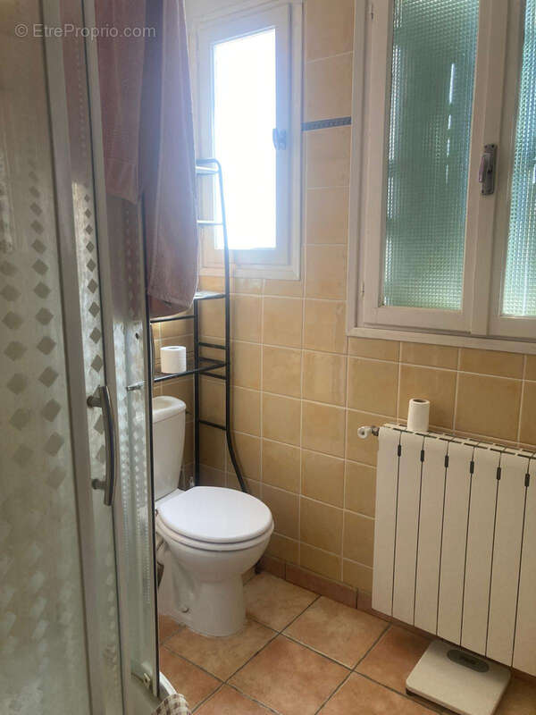 Limoux - Quartier proche centre ville - Villa de 140m2 habitables sur terrain de 382m2 - photo 15