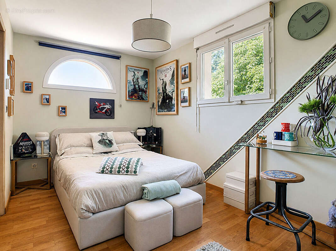 Maison - T6 - 138 m² - photo 13