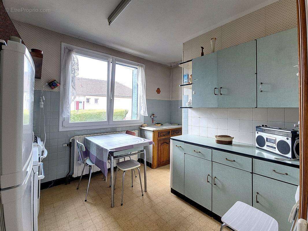 Maison à CHENOVE