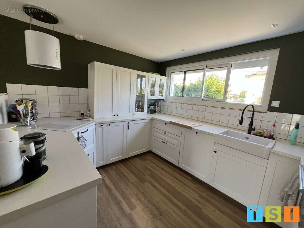 Maison à MONTREJEAU