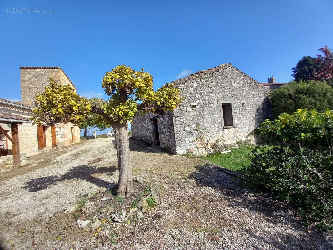 Maison à CONDEZAYGUES