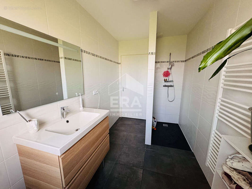 Maison à SAINT-CIERS-DE-CANESSE