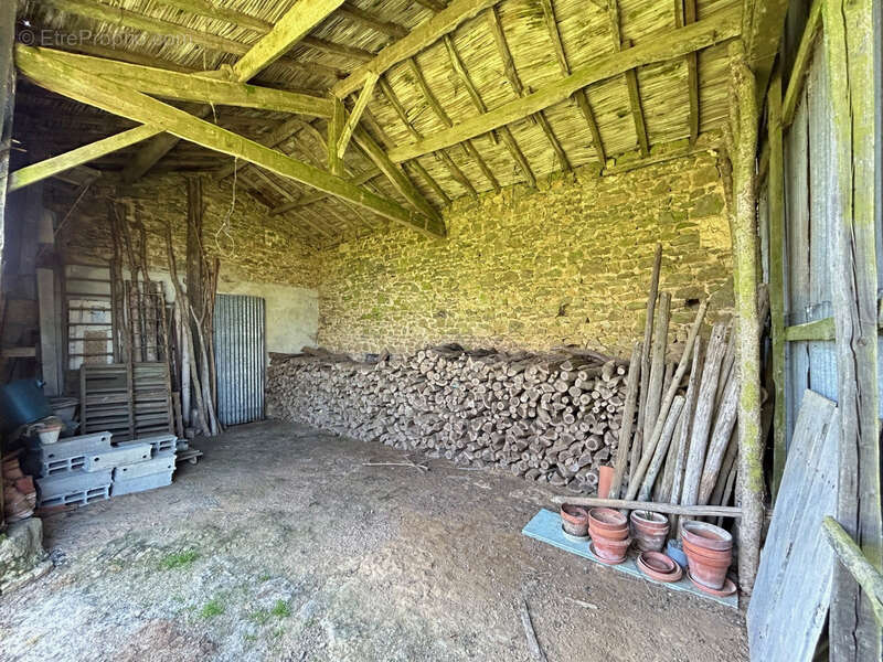 Maison à CHANTECORPS