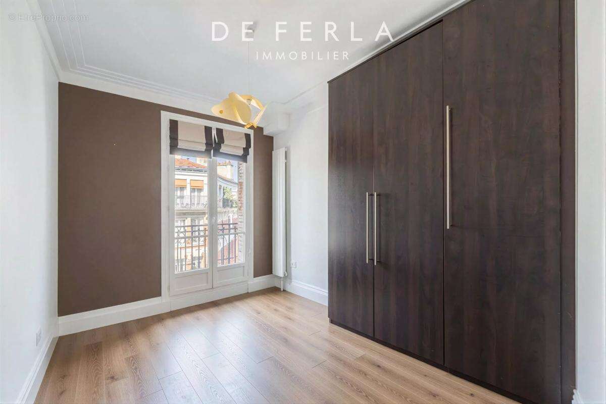 Appartement à MONTROUGE