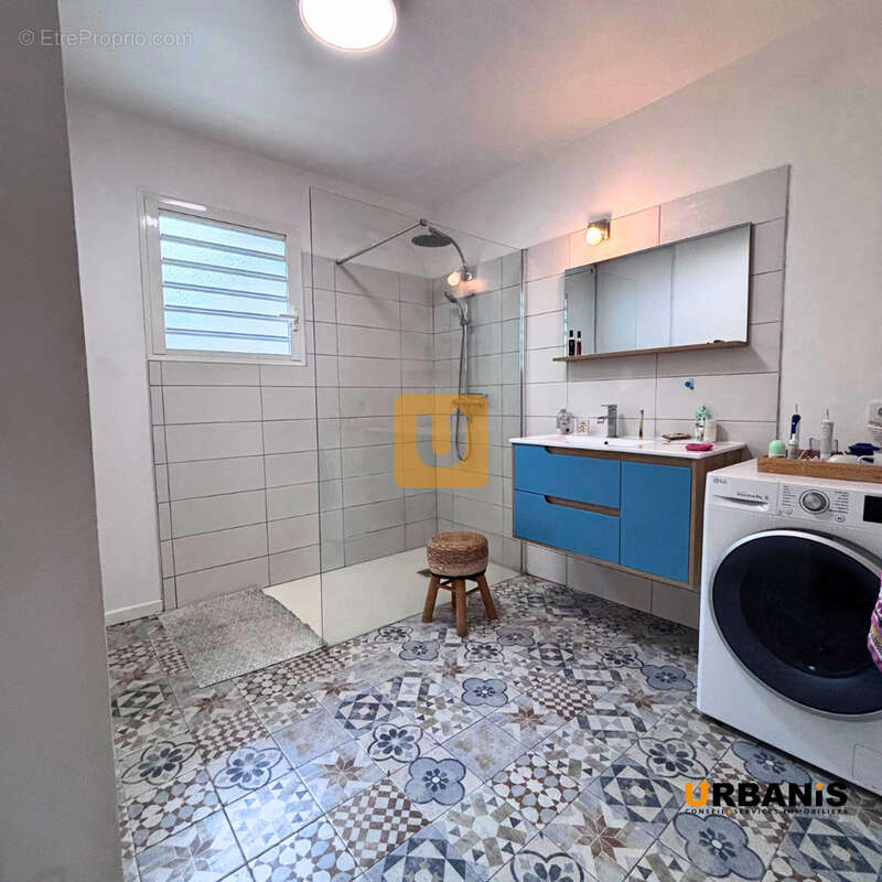 Magnifique villa avec dependance au coeur de la plaine st paul - photo 7