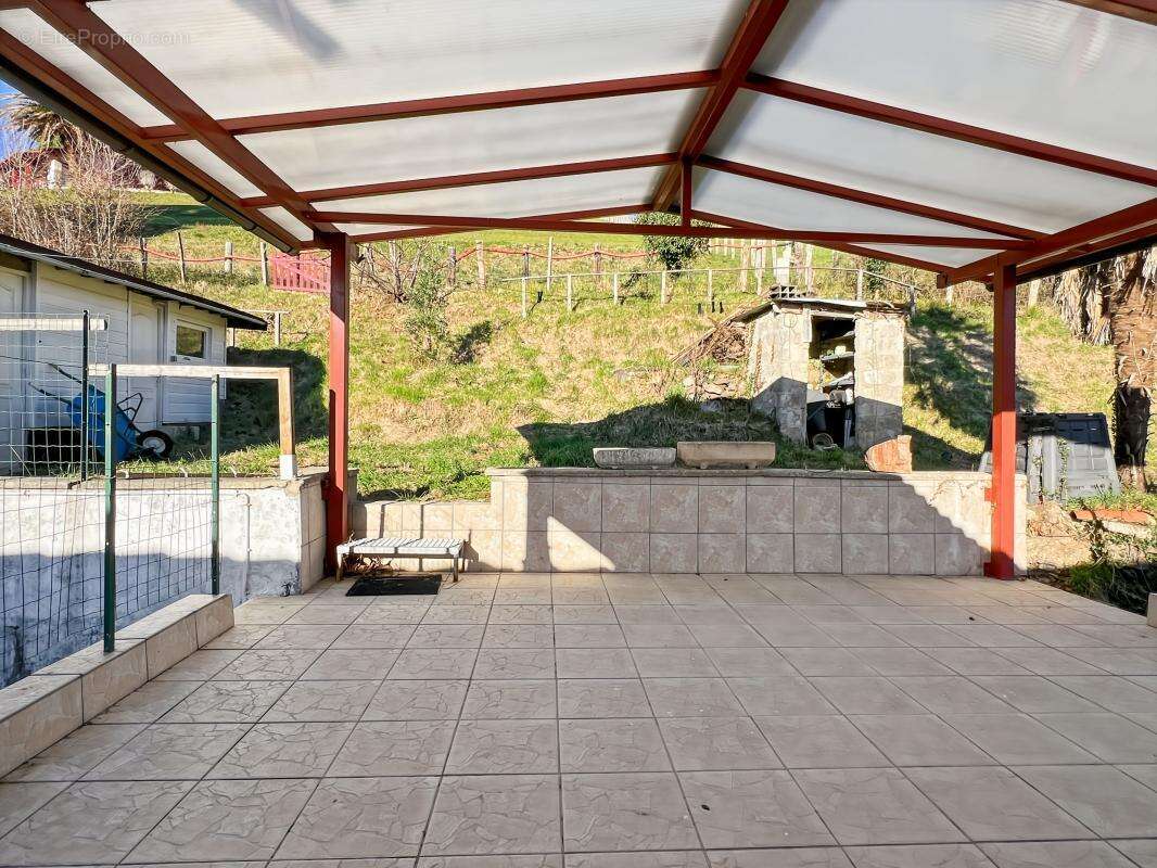 Appartement à AINHOA