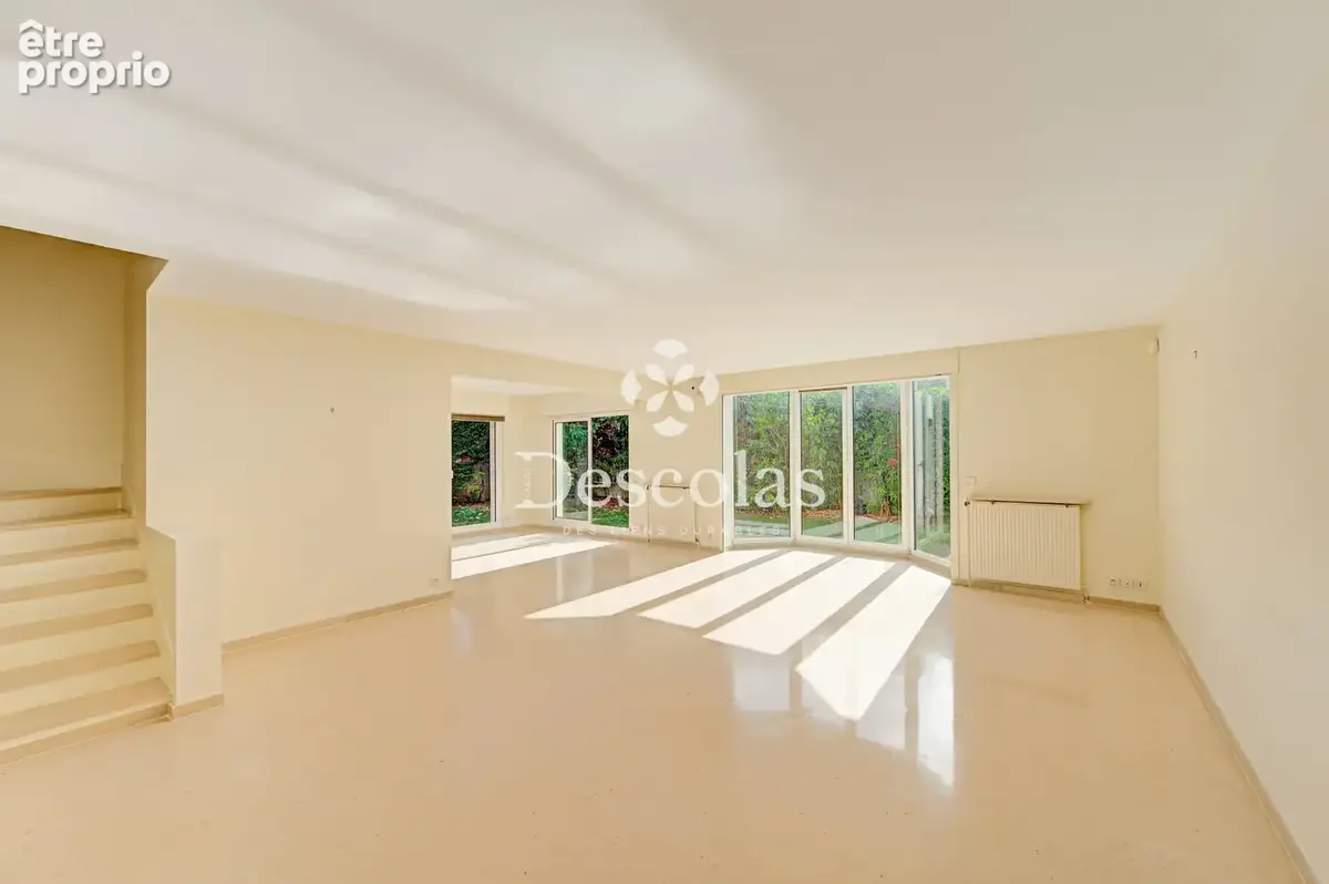 SAINT-GERMAIN-EN-LAYE Plateau - Maison familiale 181 m2 plein sud avec jardin - photo 8