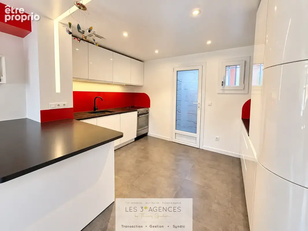Maison familiale   beaux volumes, confort et emplacement stratégique - photo 4