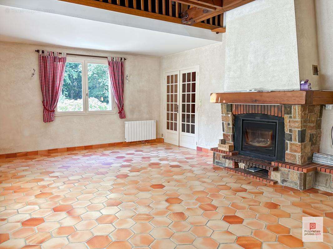 Maison à DURTAL