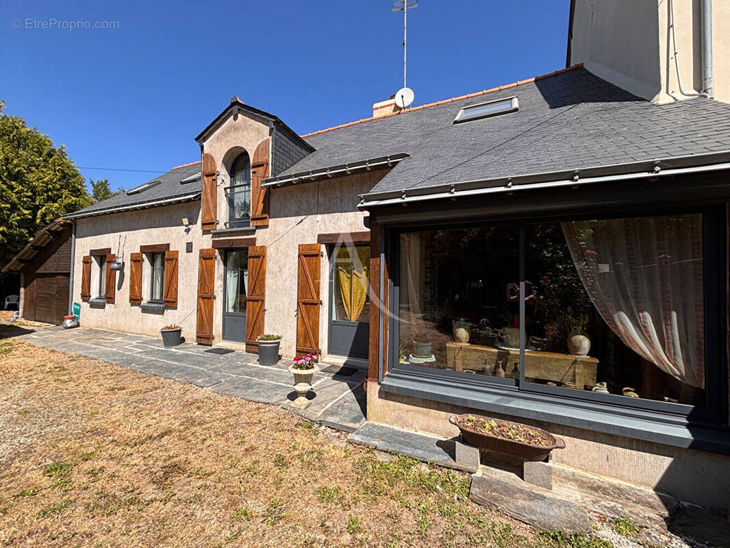 Maison à NOZAY