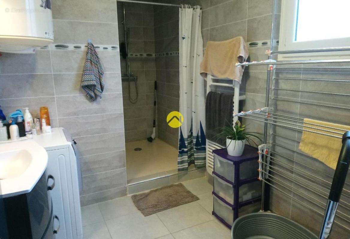 Appartement à SAINT-AMAND-MONTROND