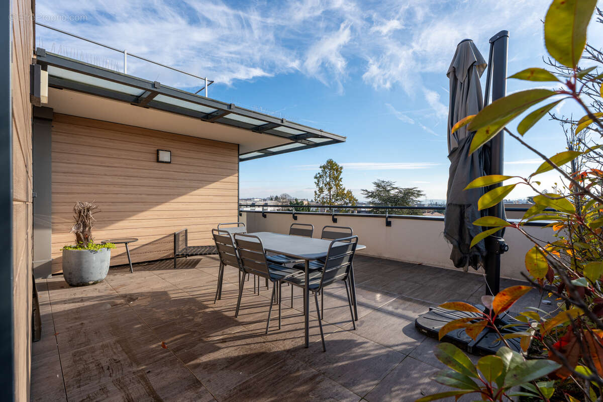 Appartement à FERNEY-VOLTAIRE