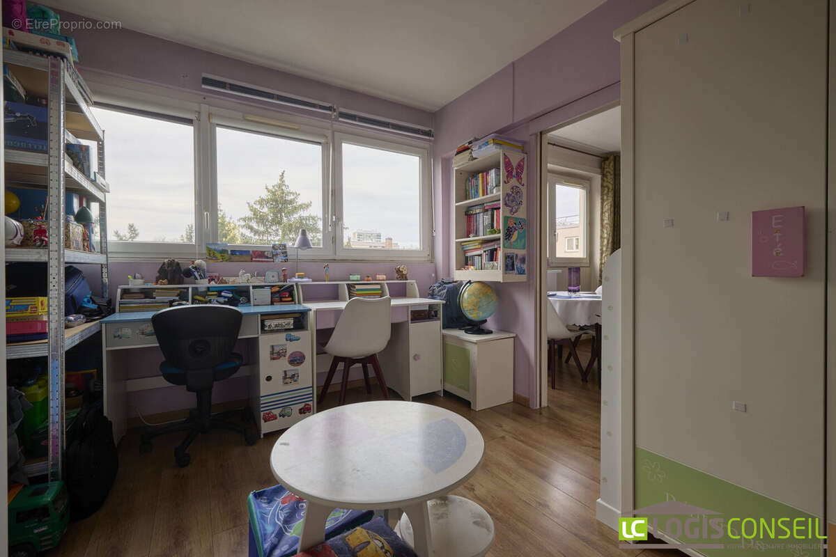 Appartement à BAGNEUX