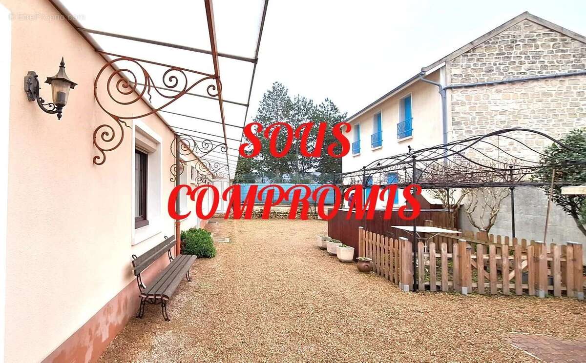 Maison à CROISSY-SUR-SEINE